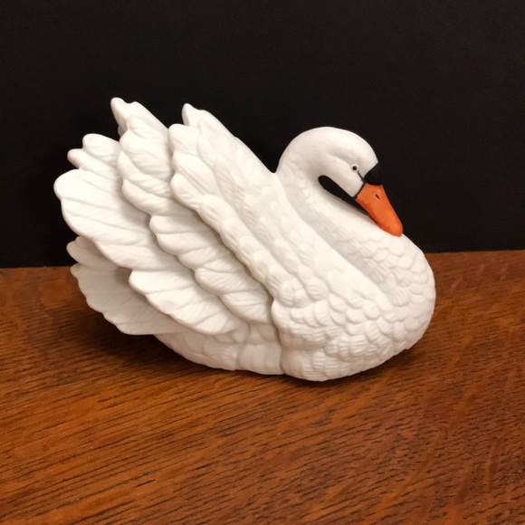 royal heritage Other - Heritage Trumpet Swan figure